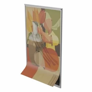 Грифельная доска с возможностью крепления плакатов