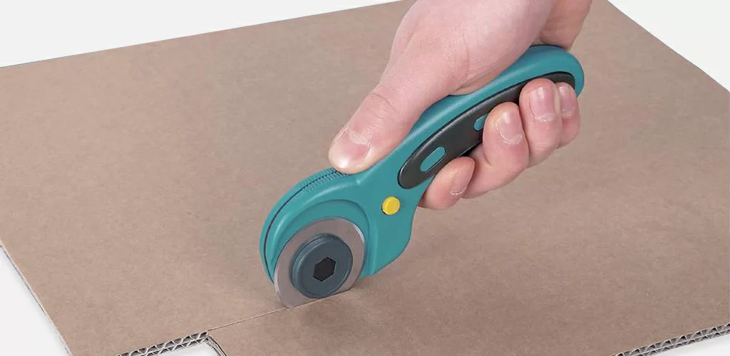 3 Штанцевание картона.jpg 3 Штанцевание картона.jpg